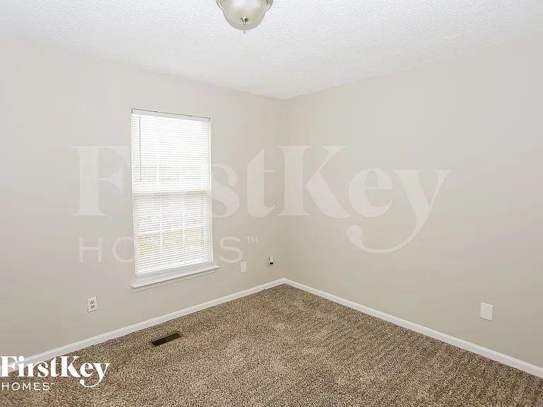 9419 White Cedar Ct — Photo 14