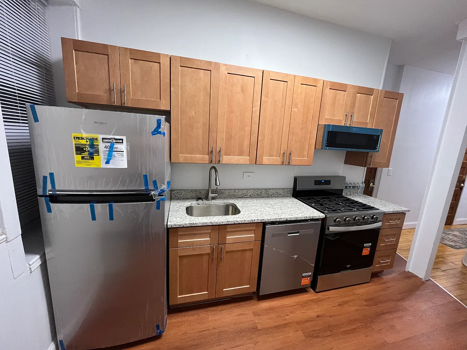 4 bed, 1600 sqft, $3,700 — Photo 4