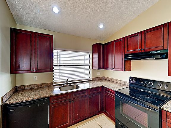 4th image of 8203 SW 12th Pl