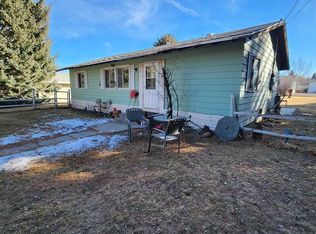 2804 Cowgill Rd, Cody, WY 82414