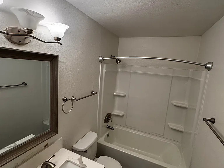 219 La Vida Way #M — Photo 2