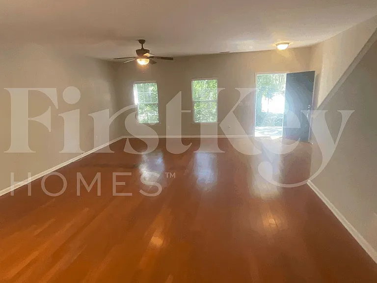2901 Maybry Dr — Photo 4