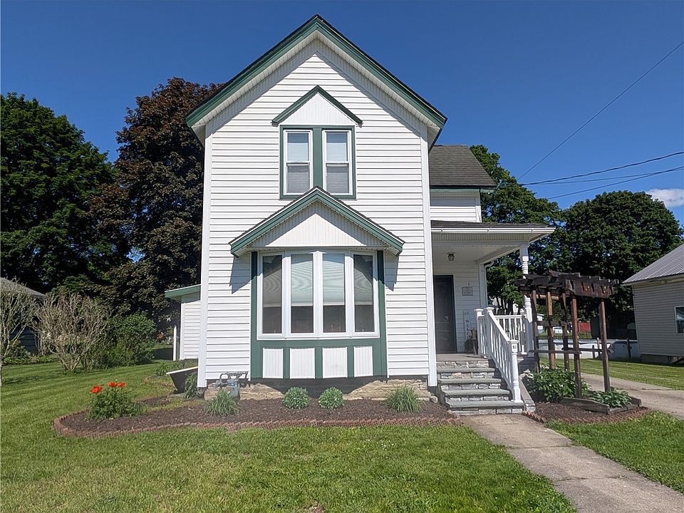 1st image of 86 Maple St
