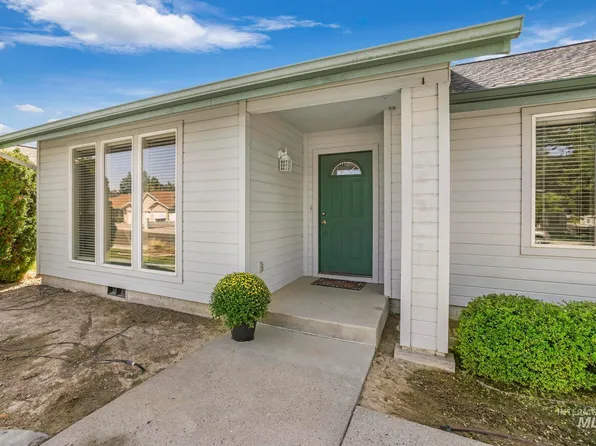 2148 Julie Ln, Twin Falls, ID 83301