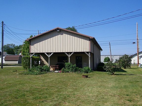 Purchase the building separate for $34,900 (house must sell first)