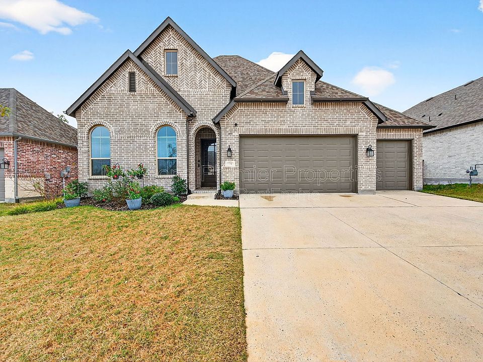 1st image of 4204 Savannah Ct