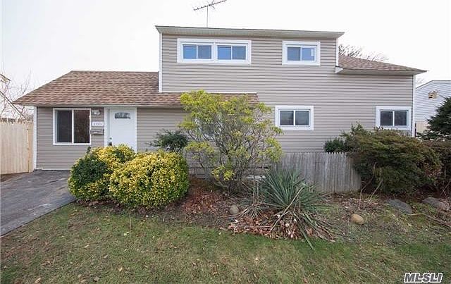 1st image of 109 Brittle Ln