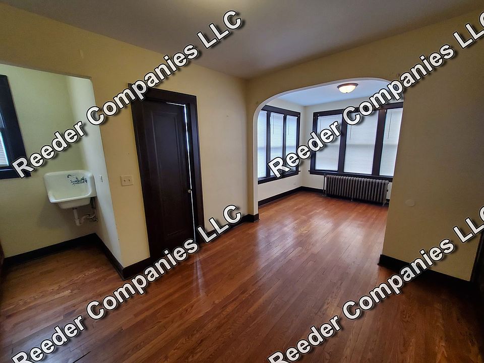 1st image of 5 Waltham St #12