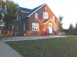 1512 N Grant Rd, Carroll, IA 51401