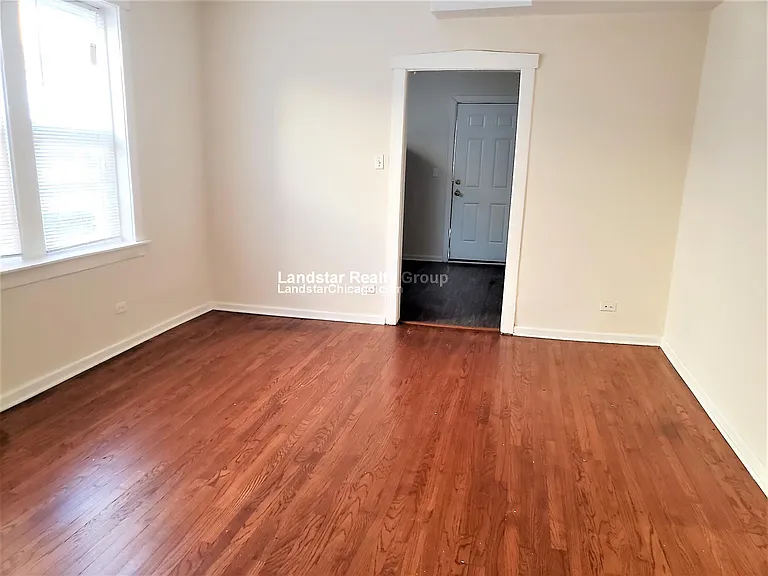 4449 N Hamlin Ave #3 — Photo 8
