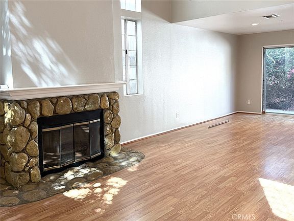 5th image of 9326 Rowell Ave