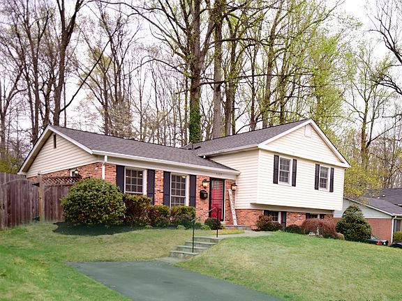 2nd image of 5109 Yosemite Dr