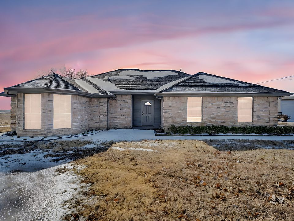1st image of 100 Otter Ln