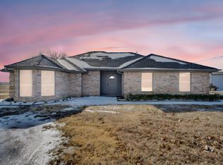 100 Otter Ln, Waxahachie, TX 75165