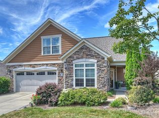 1301 Haywood Park Dr, Waxhaw, NC 28173