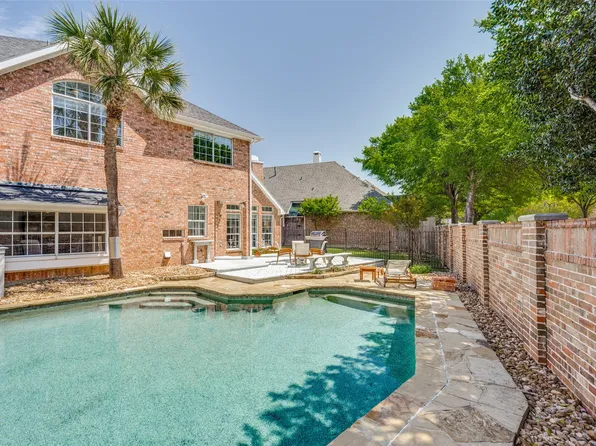 3744 Park Pl, Addison, TX 75001