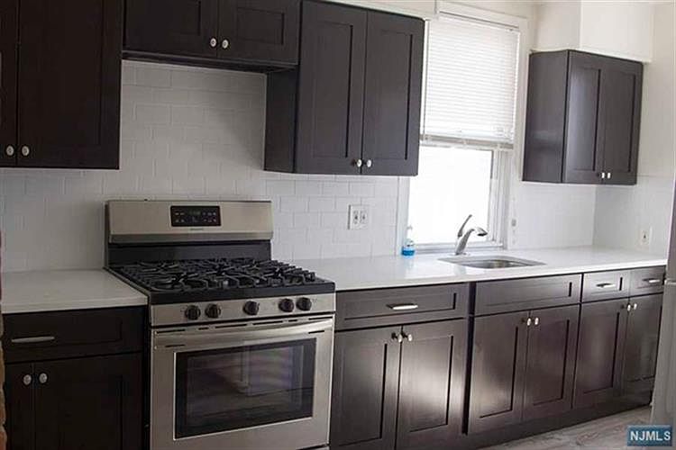 1st image of 177 Belleville Ave #2