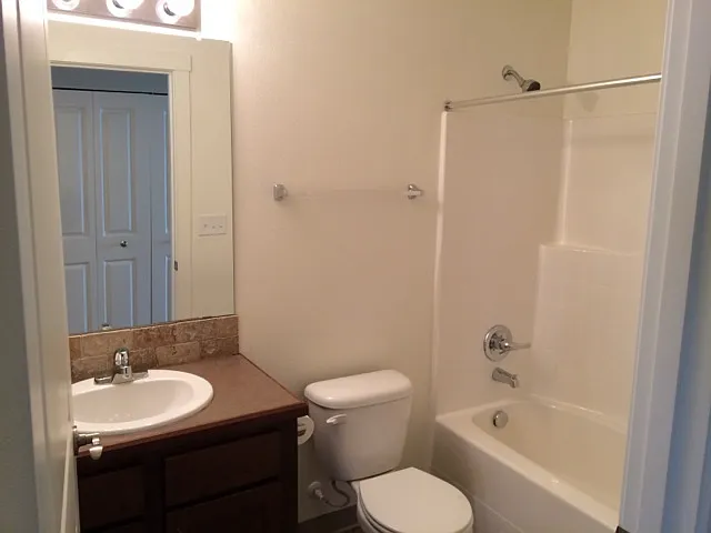 1017 SE 12th Ave — Photo 76