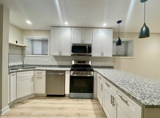 4845 N Kostner Ave #B, Chicago, IL 60630