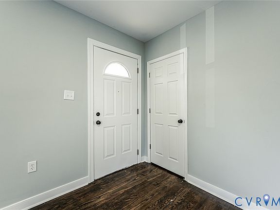 5th image of 3012 Columbia St