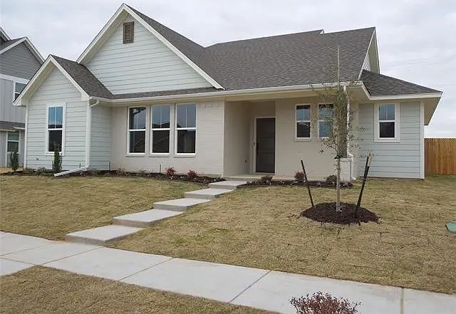 1st image of 109 King Arthur Ct