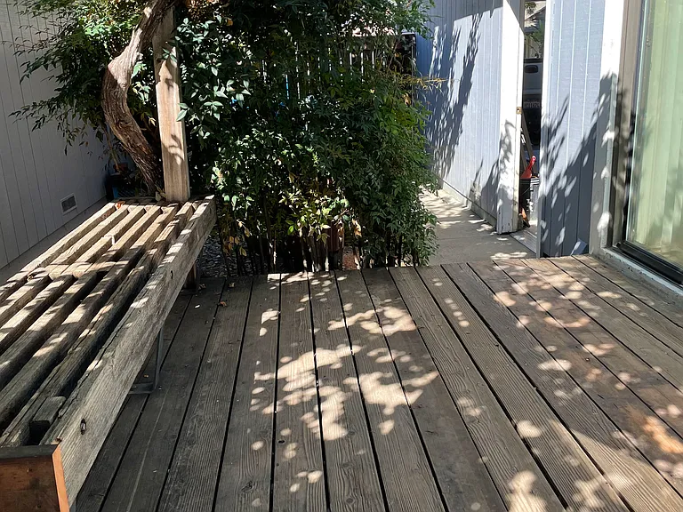 548 Eldridge Ave — Photo 16