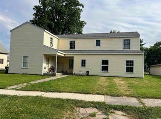 2052 Sabine St, Huntington, IN 46750