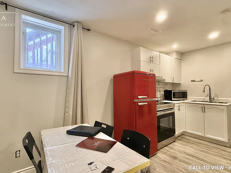 22 Vandervoort Dr #2 — Photo 2