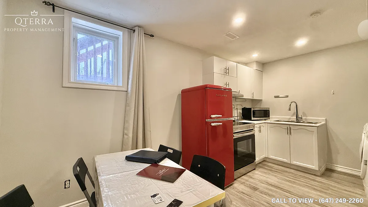 Building Photo - 22 Vandervoort Dr #2