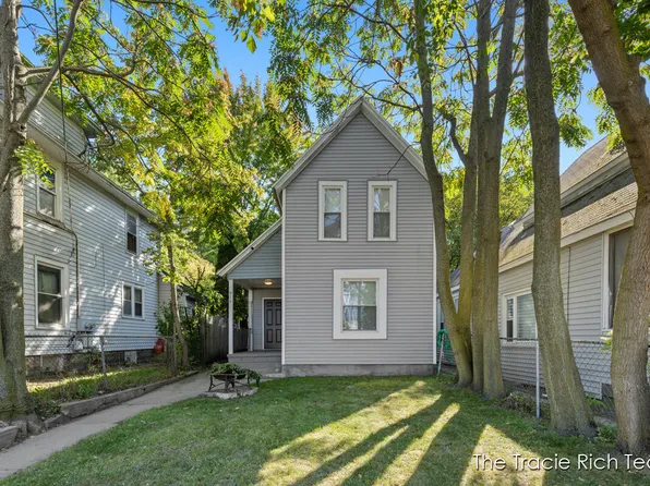 918 Lafayette Ave NE, Grand Rapids, MI 49503
