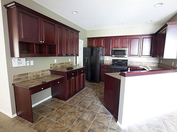 4th image of 1747 12th Ave NE #1