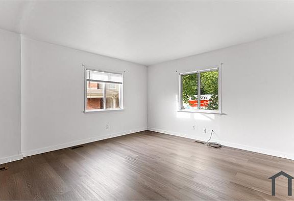 4th image of 221 N Normal St APT C5