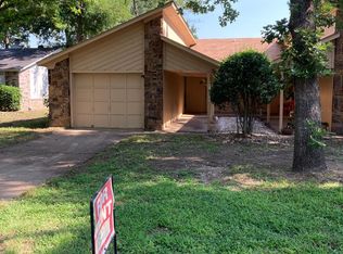 1309 Southridge Ct, Fort Smith, AR 72908