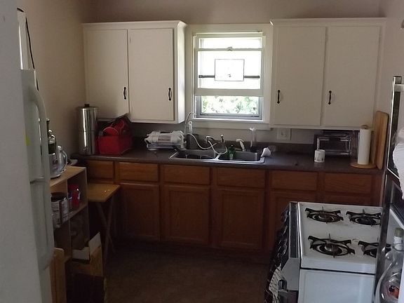 5th image of 1447 Moorhouse St
