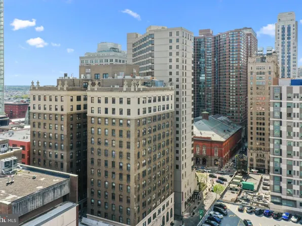 1324 Locust St APT 407, Philadelphia, PA 19107