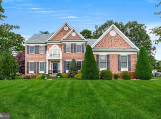 128 Blue Meadow Ln, Sicklerville, NJ 08081