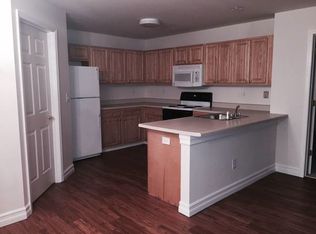 2816 Oak Hill Cir, Rensselaer, NY 12144
