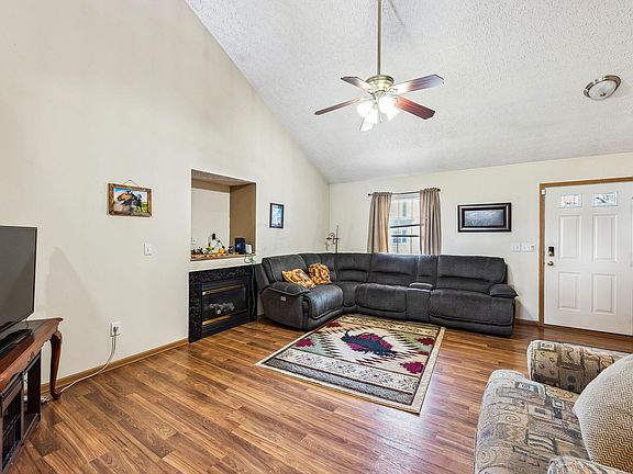 4th image of 7742 Lupine Dr #151