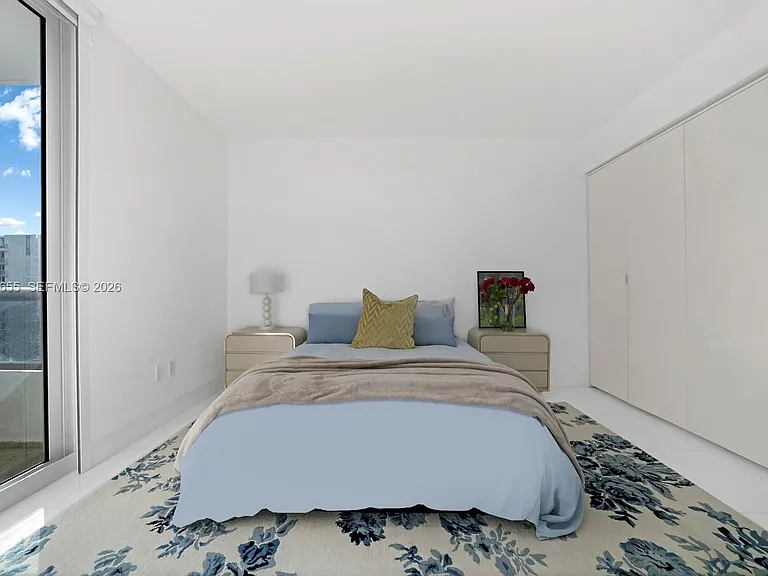 5801 Collins Ave #1200 — Photo 49