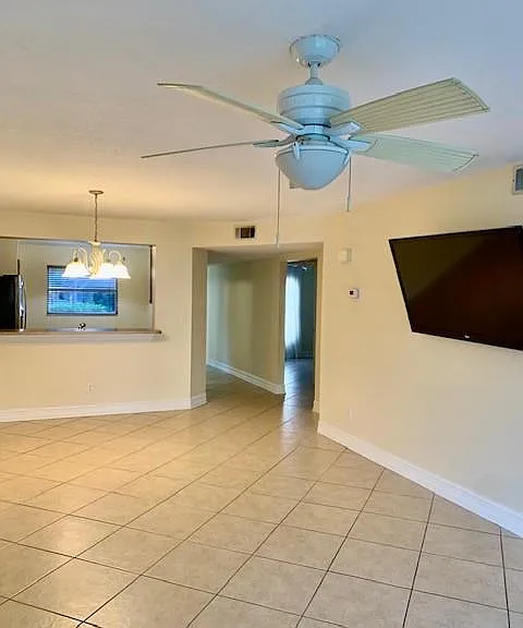729 Landover Ct #103 — Photo 4