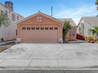 1951 Raspberry Hill Rd, Las Vegas, NV 89142