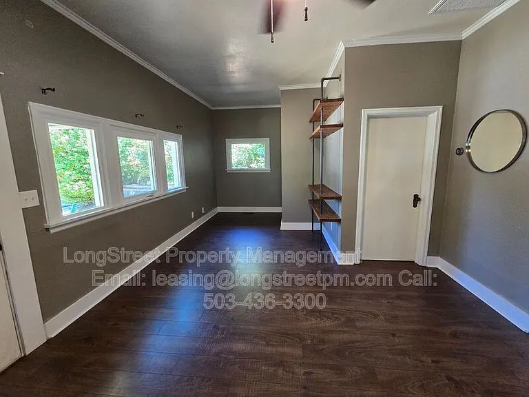 117 NW 11th St — Photo 7