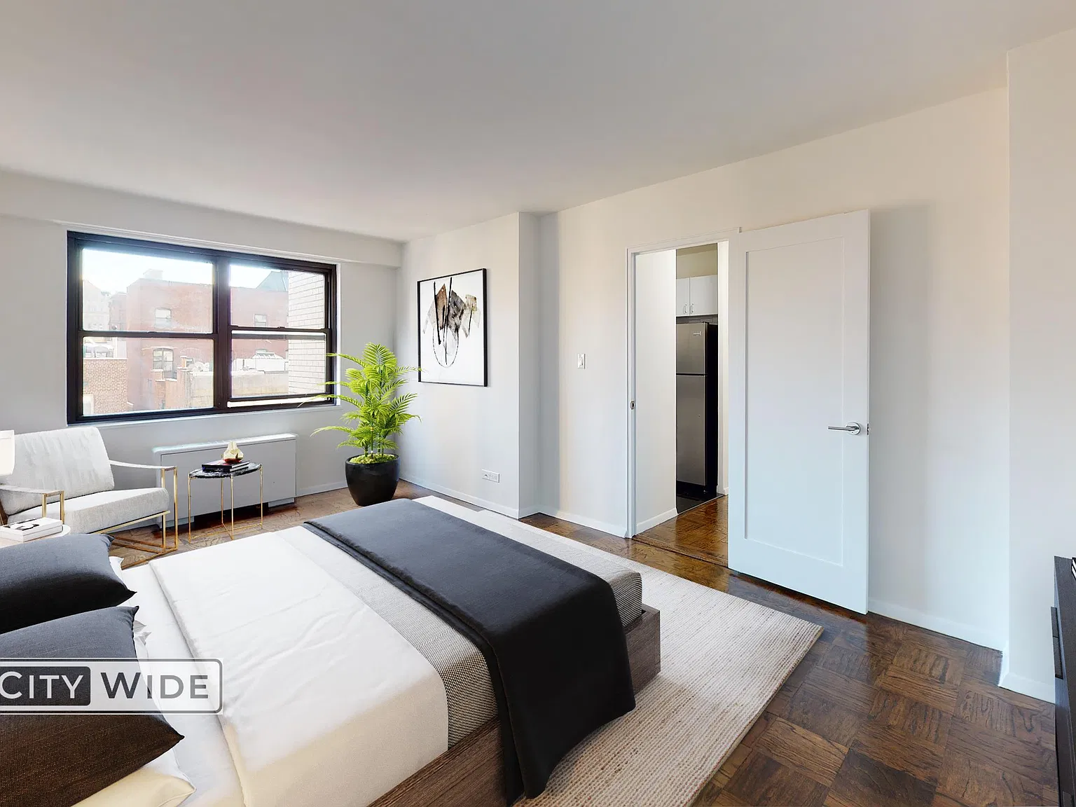 145 East 16th Street — Photo 2