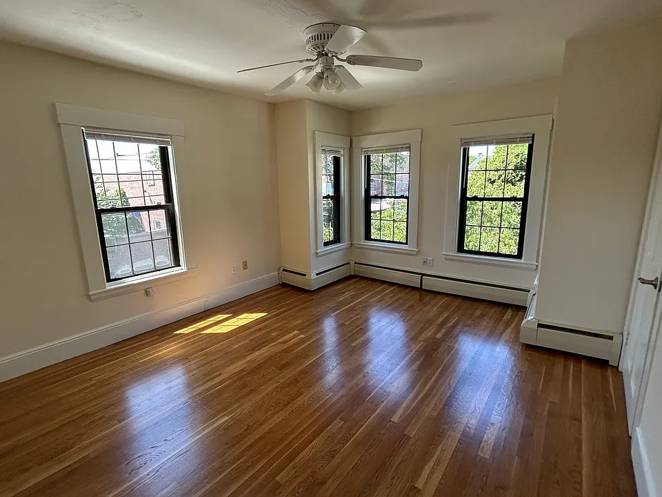 97 Court St #2