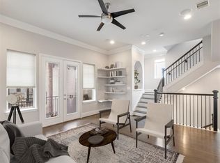 2229 Chenevert St, Houston, TX 77003