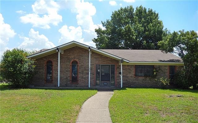 1st image of 1626 Vinecrest Cir