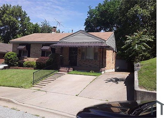 1st image of 124 Pretoria Ave