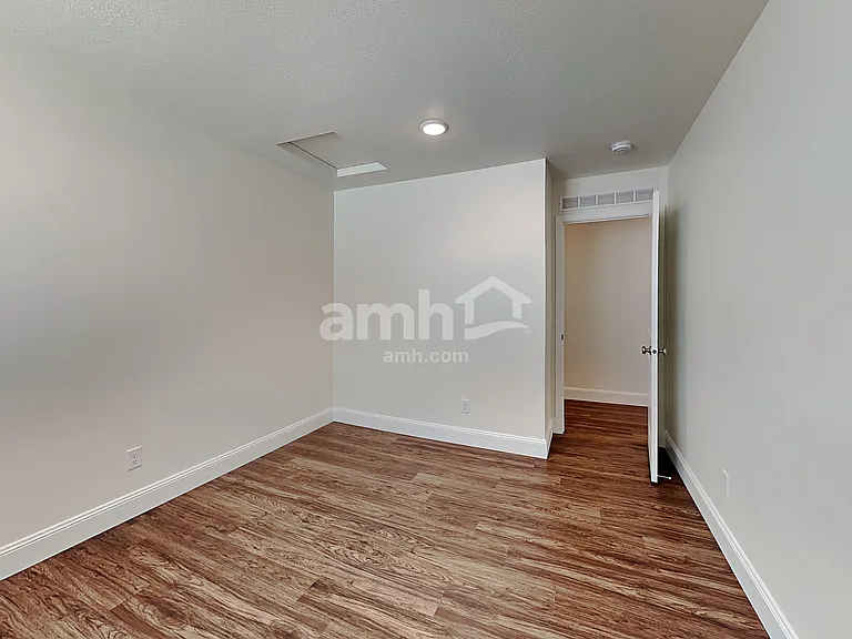 2635 W 3290 S — Photo 13