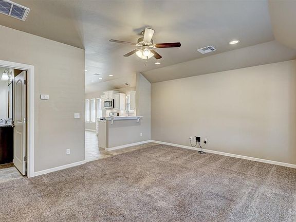 4th image of 5600 Campbell Creek Dr