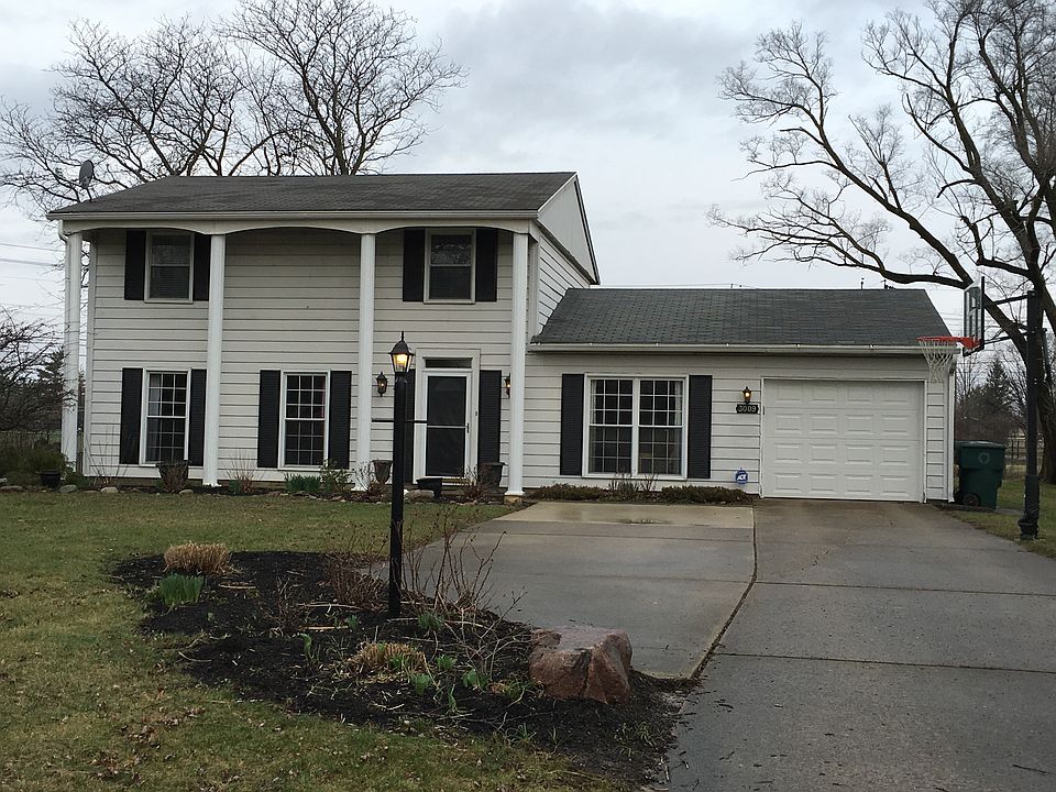 1st image of 3009 N Richmond Dr
